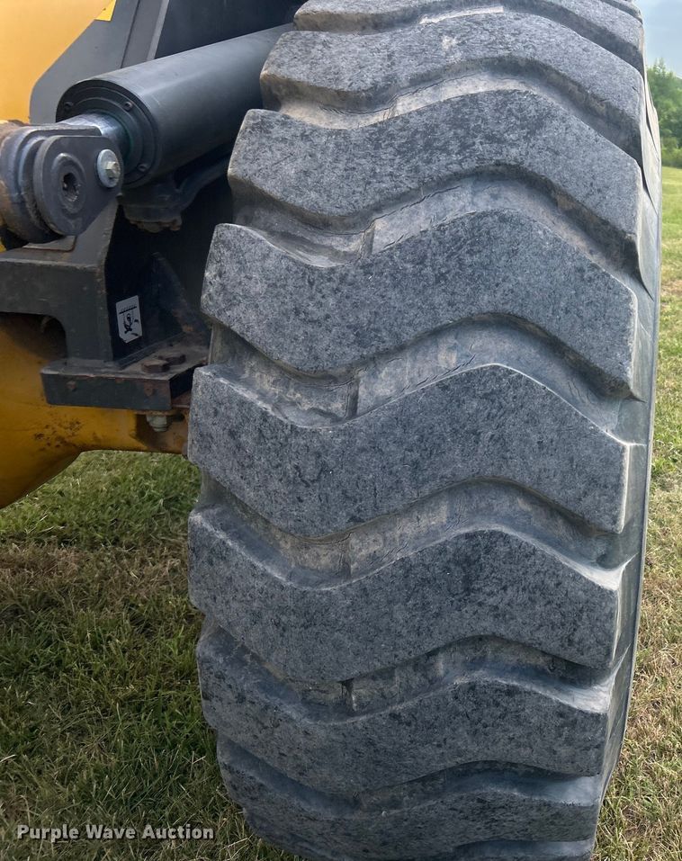 image for item DO6565 2014 SDLG LG938L wheel loader