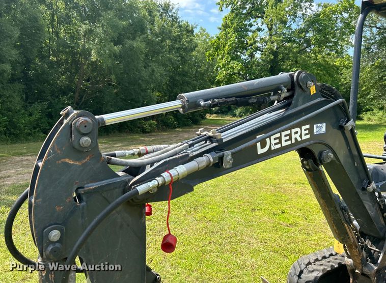 image for item DO6568 2016 John Deere 17G mini excavator