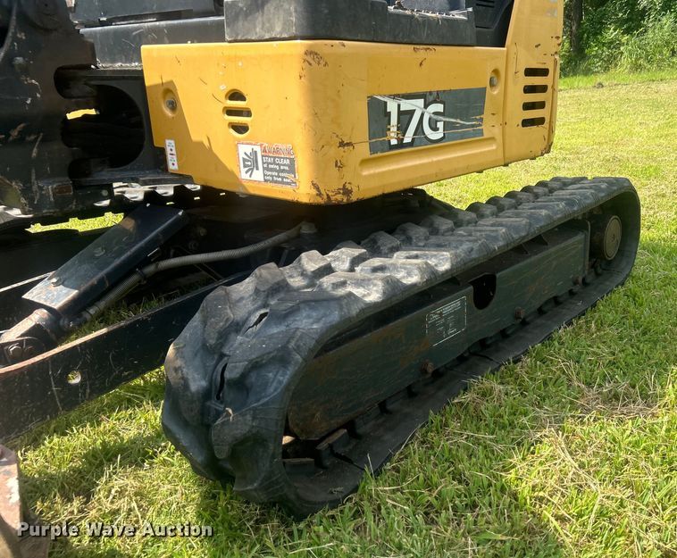 image for item DO6568 2016 John Deere 17G mini excavator