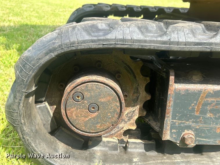 image for item DO6568 2016 John Deere 17G mini excavator