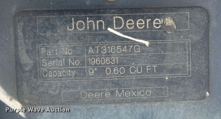 image for item DO6568 2016 John Deere 17G mini excavator