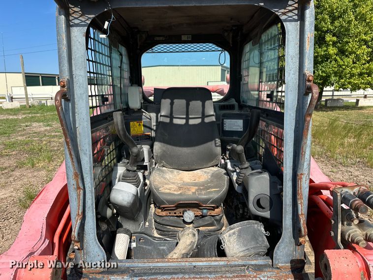 image for item DO6963 2014 Kubota  SVL90-2 tracked skid steer loader