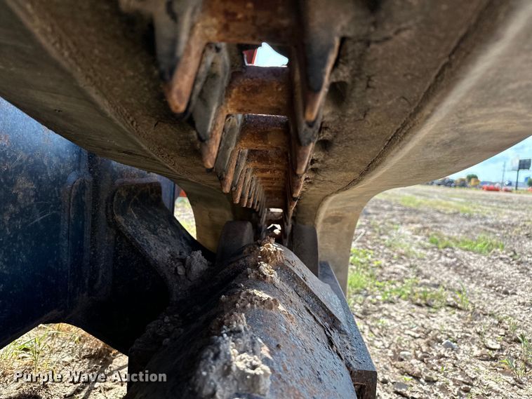 image for item DO6963 2014 Kubota  SVL90-2 tracked skid steer loader