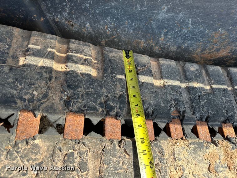 image for item DO6963 2014 Kubota  SVL90-2 tracked skid steer loader