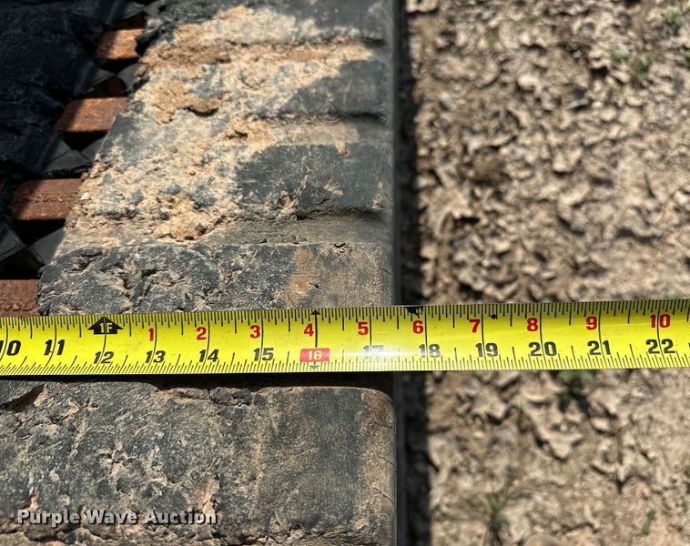 image for item DO6963 2014 Kubota  SVL90-2 tracked skid steer loader