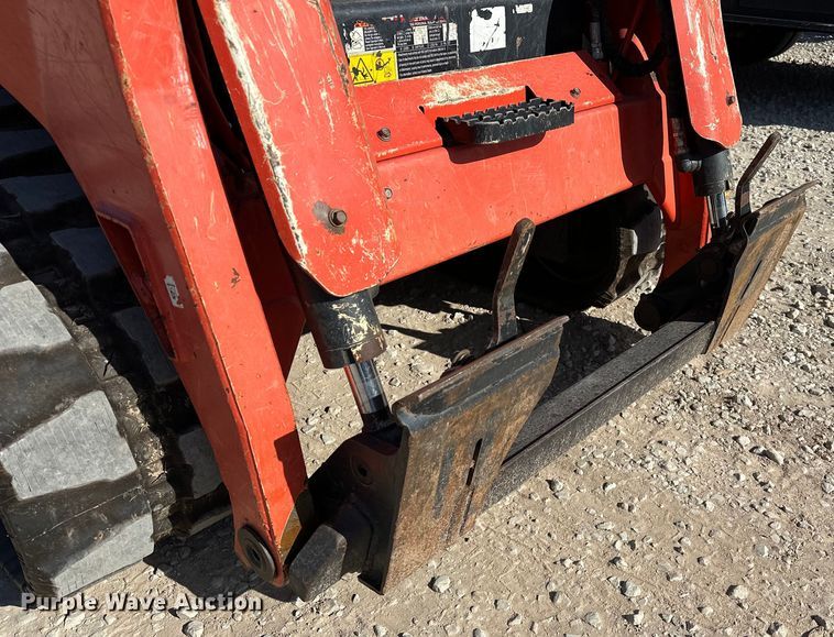 image for item DO6968 2020 Kubota SVL75-2 tracked skid steer loader