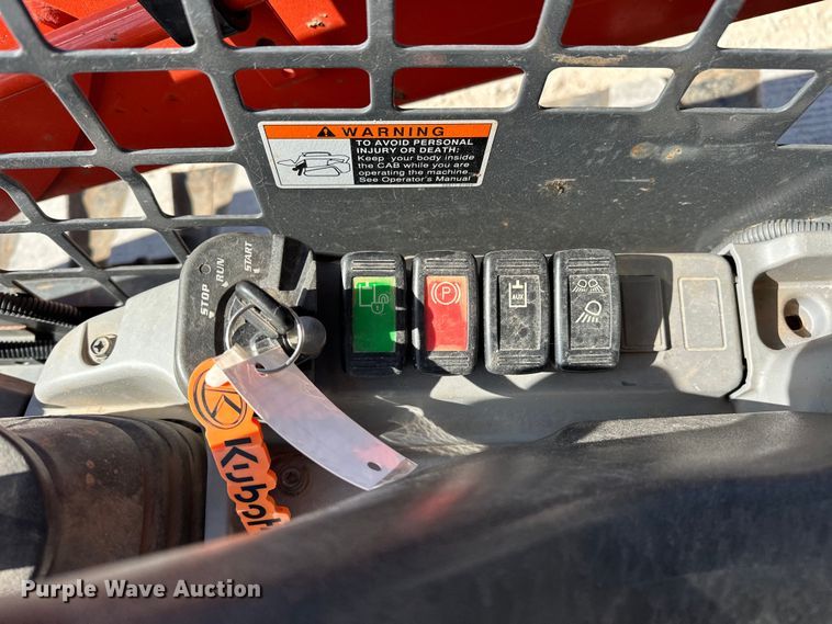 image for item DO6968 2020 Kubota SVL75-2 tracked skid steer loader