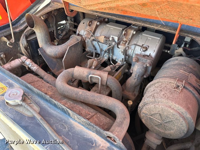 image for item DO6968 2020 Kubota SVL75-2 tracked skid steer loader