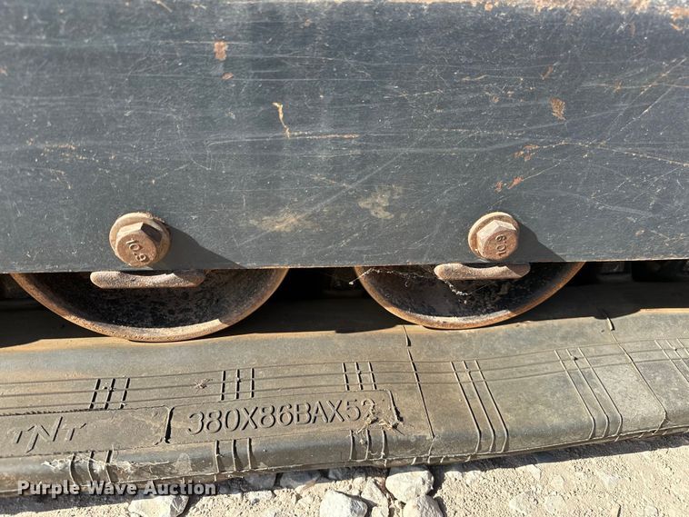 image for item DO6968 2020 Kubota SVL75-2 tracked skid steer loader