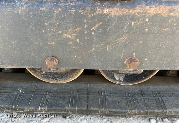 image for item DO6968 2020 Kubota SVL75-2 tracked skid steer loader