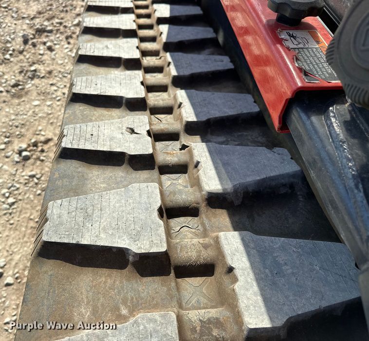 image for item DO6968 2020 Kubota SVL75-2 tracked skid steer loader