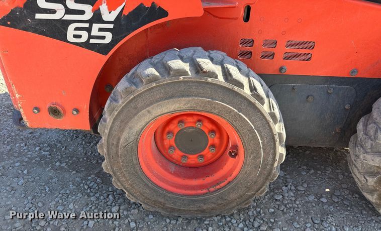 image for item DO6969 2017 Kubota  SSV65 skid steer loader