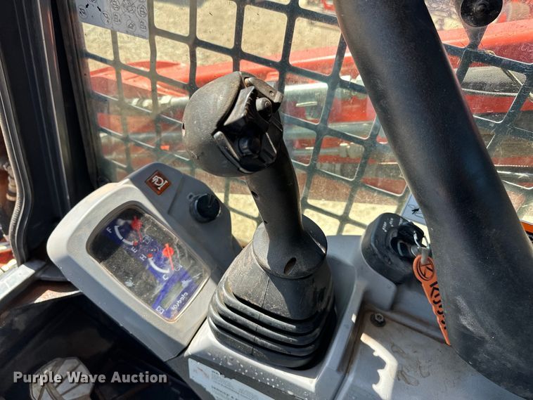 image for item DO6970 2021 Kubota  SVL65-2 tracked skid steer loader