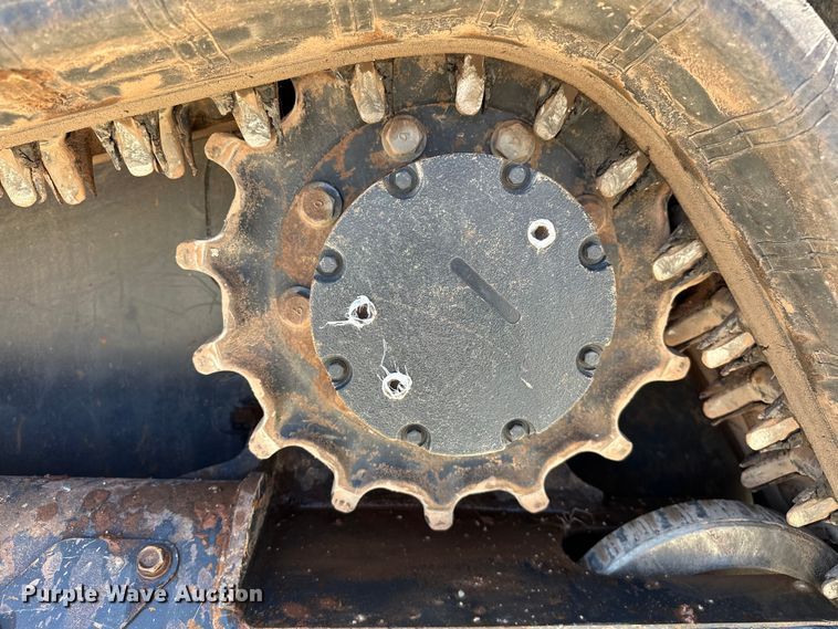 image for item DO6970 2021 Kubota  SVL65-2 tracked skid steer loader