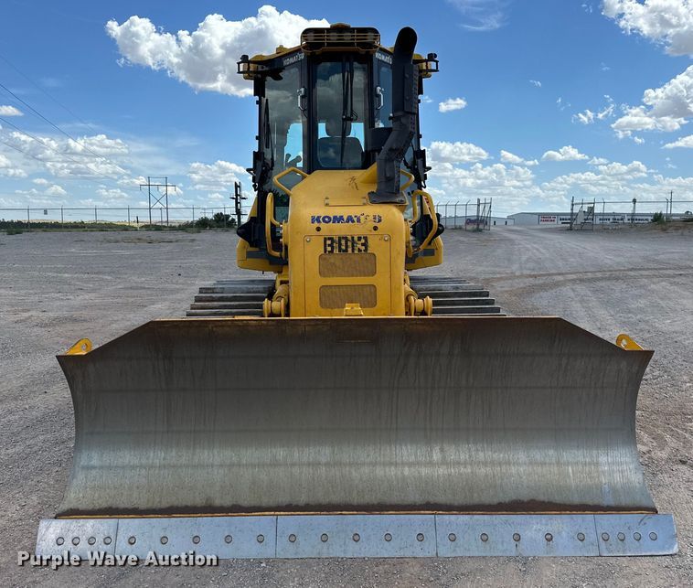 image for item DO6971 2023 Komatsu  D51EX-24 dozer