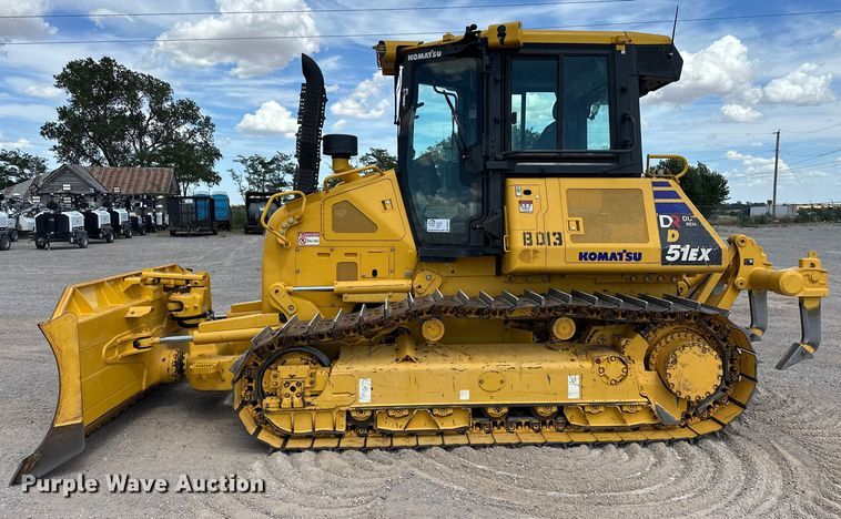 image for item DO6971 2023 Komatsu  D51EX-24 dozer