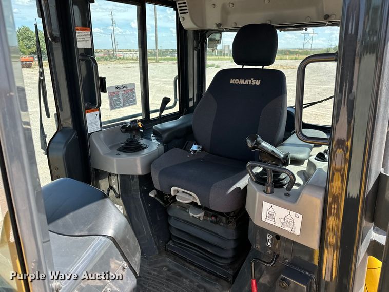 image for item DO6971 2023 Komatsu  D51EX-24 dozer