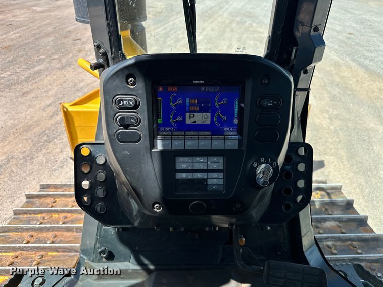 image for item DO6971 2023 Komatsu  D51EX-24 dozer