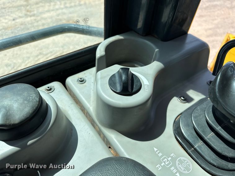 image for item DO6971 2023 Komatsu  D51EX-24 dozer