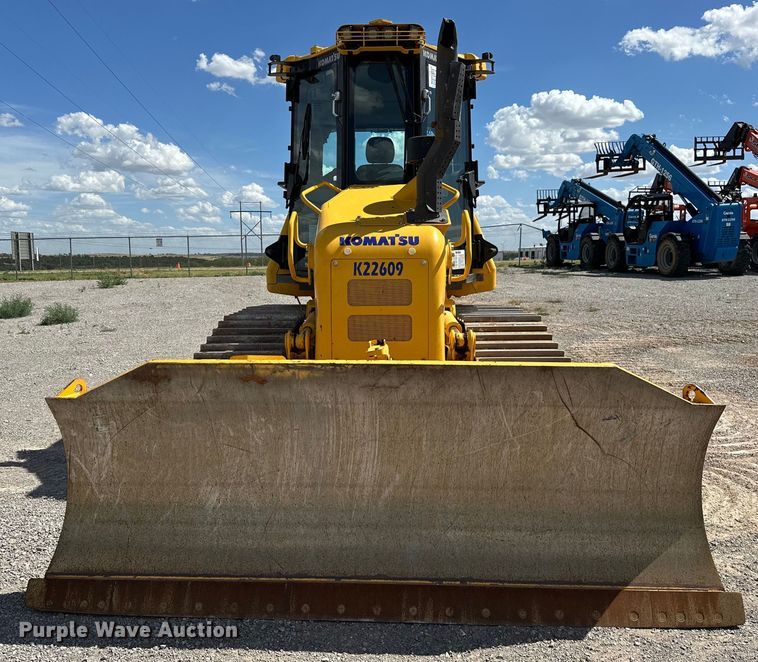 image for item DO6972 2022 Komatsu  D51EX-24 dozer