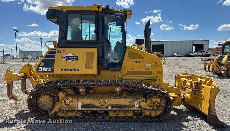 image for item DO6972 2022 Komatsu  D51EX-24 dozer