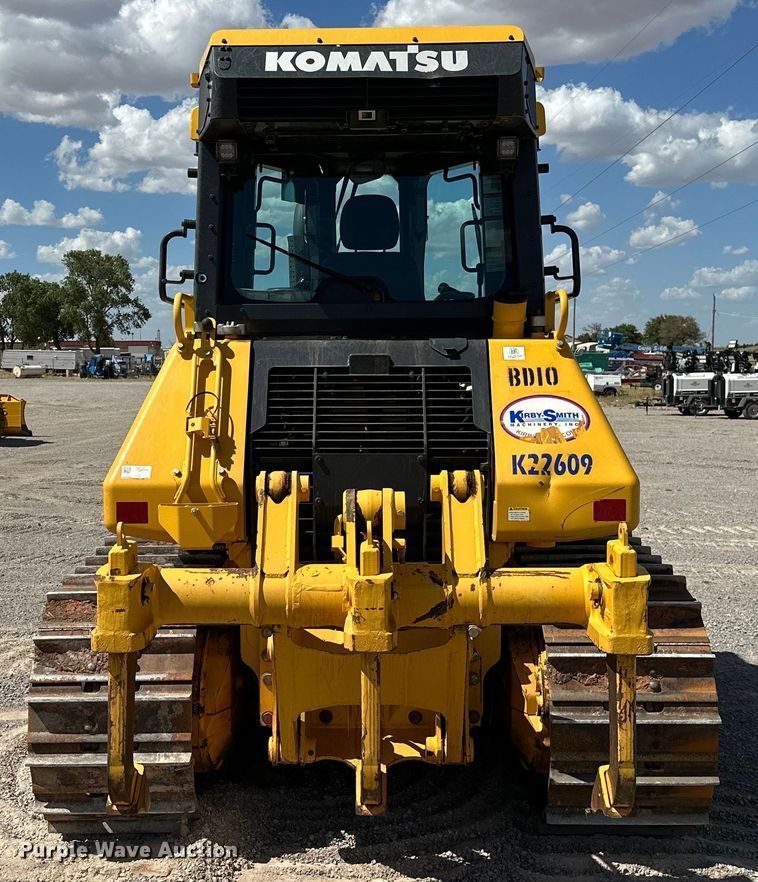image for item DO6972 2022 Komatsu  D51EX-24 dozer