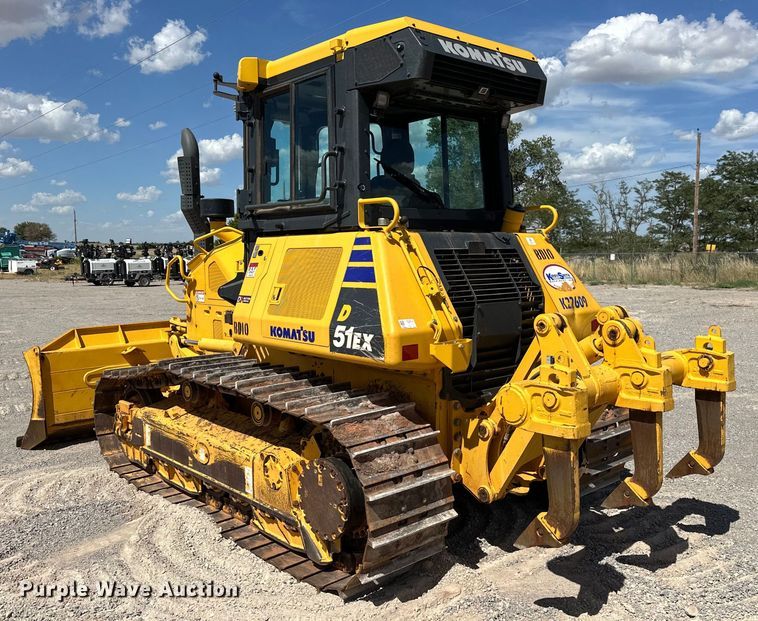 image for item DO6972 2022 Komatsu  D51EX-24 dozer