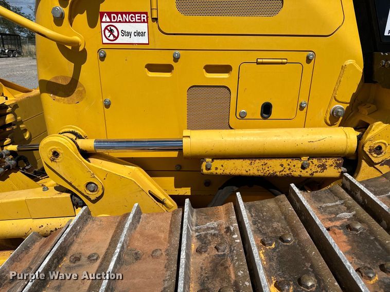 image for item DO6972 2022 Komatsu  D51EX-24 dozer