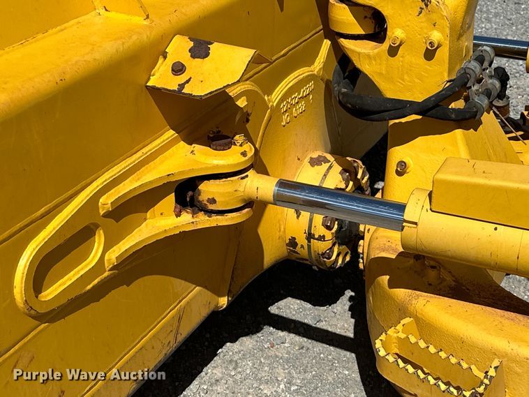 image for item DO6972 2022 Komatsu  D51EX-24 dozer