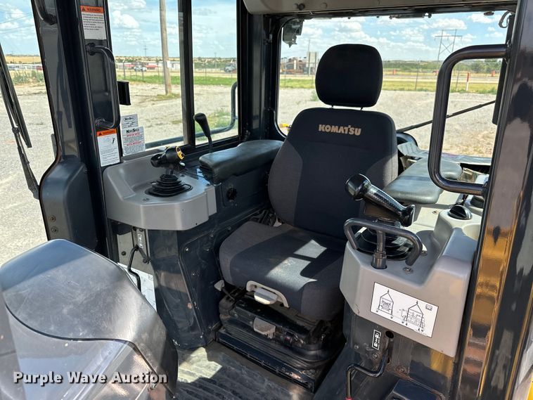 image for item DO6972 2022 Komatsu  D51EX-24 dozer