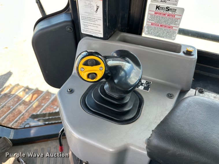 image for item DO6972 2022 Komatsu  D51EX-24 dozer