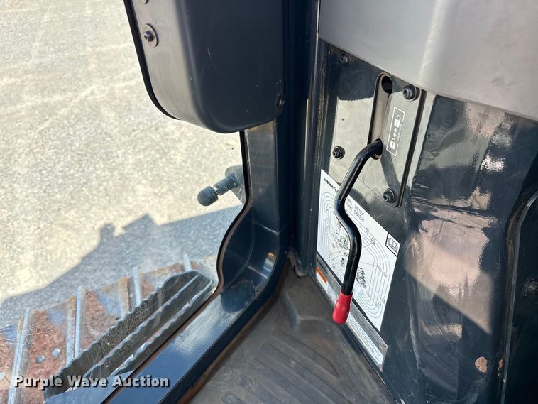 image for item DO6972 2022 Komatsu  D51EX-24 dozer