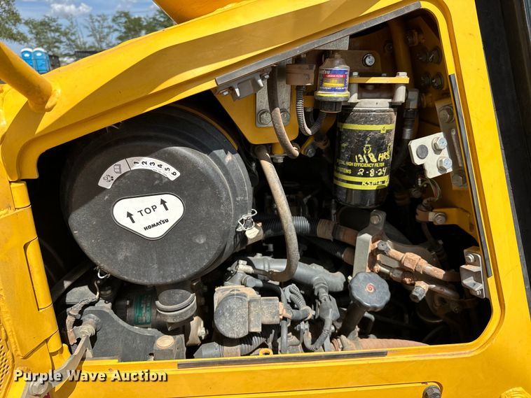 image for item DO6973 2022 Komatsu  D51EX-24 dozer