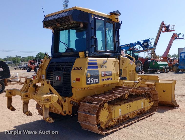 image for item DO6974 2023 Komatsu D39EX-24 dozer