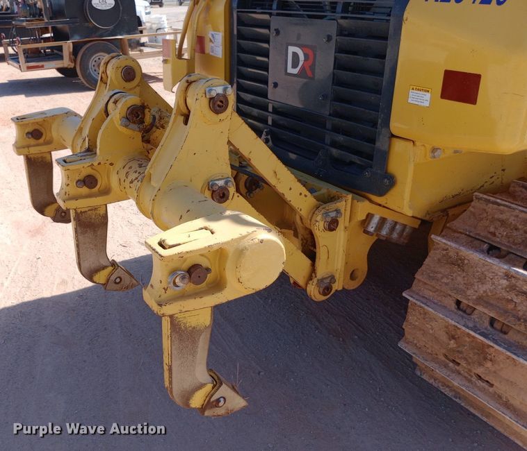 image for item DO6974 2023 Komatsu D39EX-24 dozer