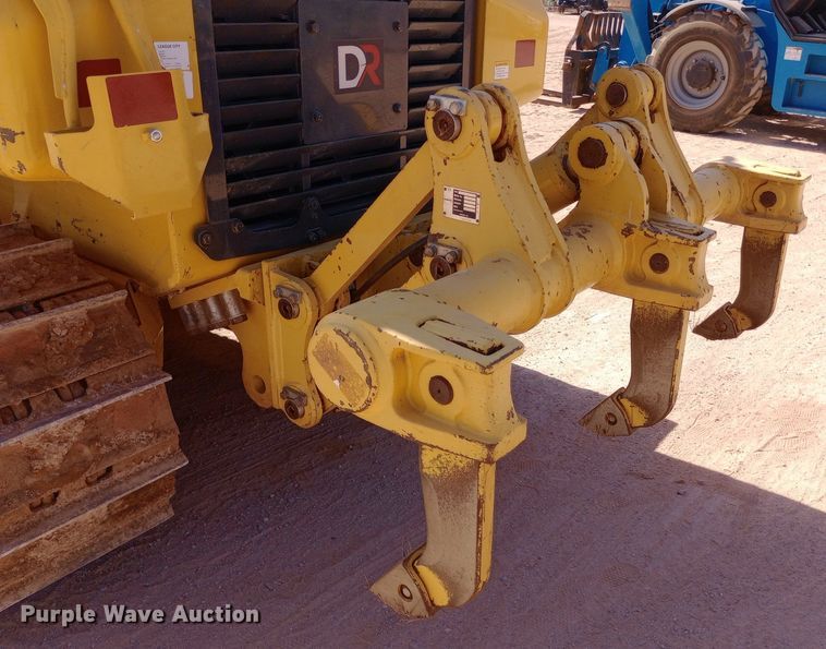 image for item DO6974 2023 Komatsu D39EX-24 dozer