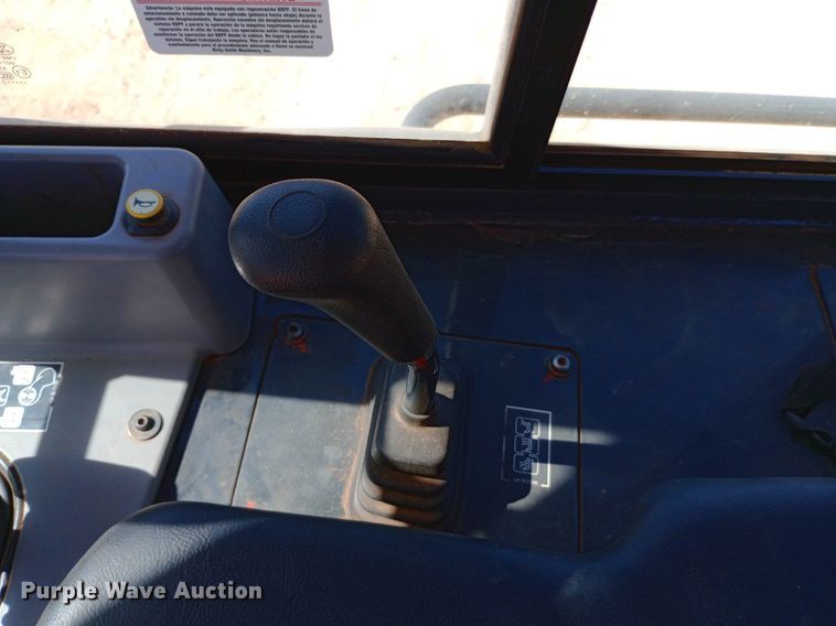 image for item DO6974 2023 Komatsu D39EX-24 dozer