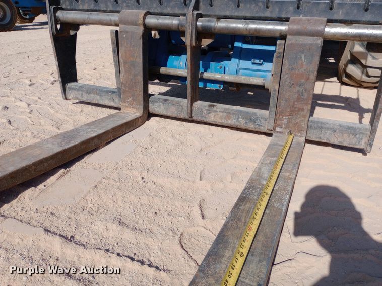 image for item DO6977 2019 Genie GTH-1256 telehandler