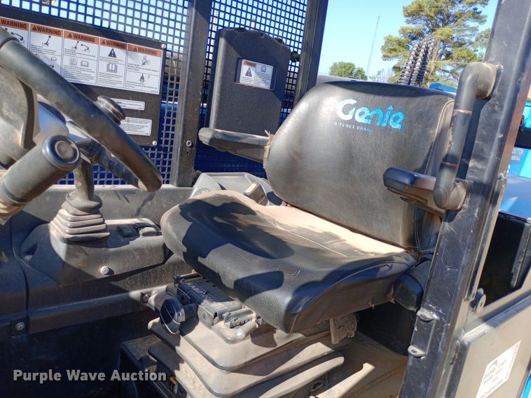 image for item DO6978 2021 Genie  GTH-1256  telehandler