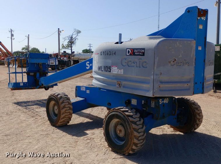 image for item DO6980 2008 Genie  S-40 boom lift