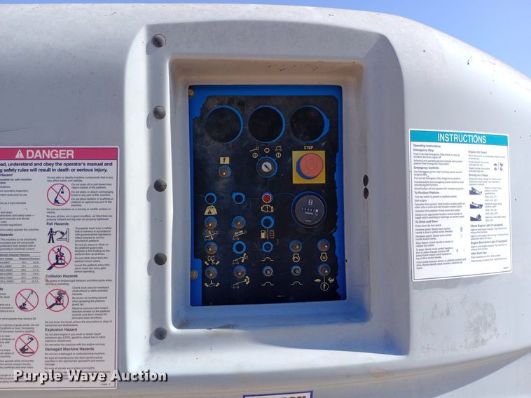 image for item DO6980 2008 Genie  S-40 boom lift