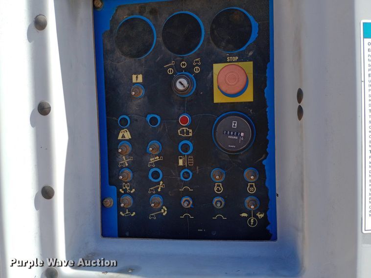 image for item DO6980 2008 Genie  S-40 boom lift