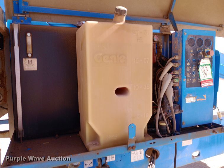 image for item DO6980 2008 Genie  S-40 boom lift