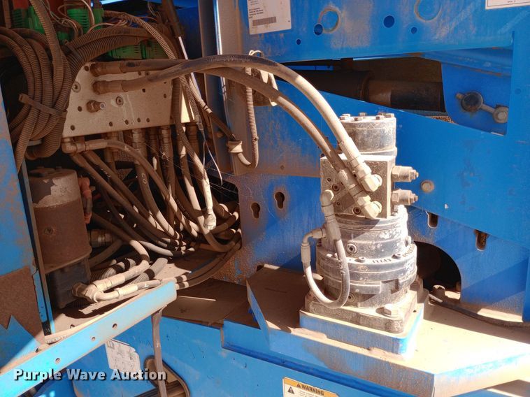 image for item DO6980 2008 Genie  S-40 boom lift