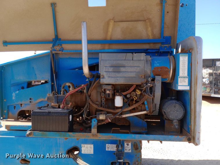 image for item DO6980 2008 Genie  S-40 boom lift