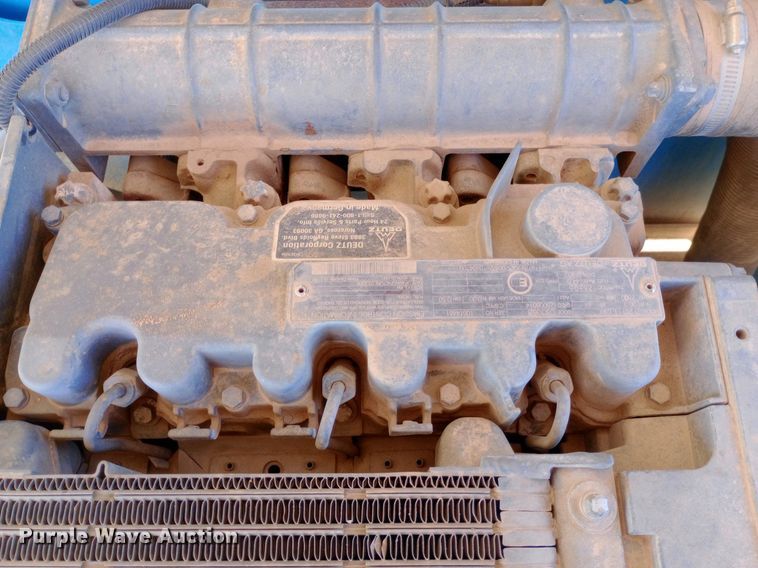 image for item DO6980 2008 Genie  S-40 boom lift