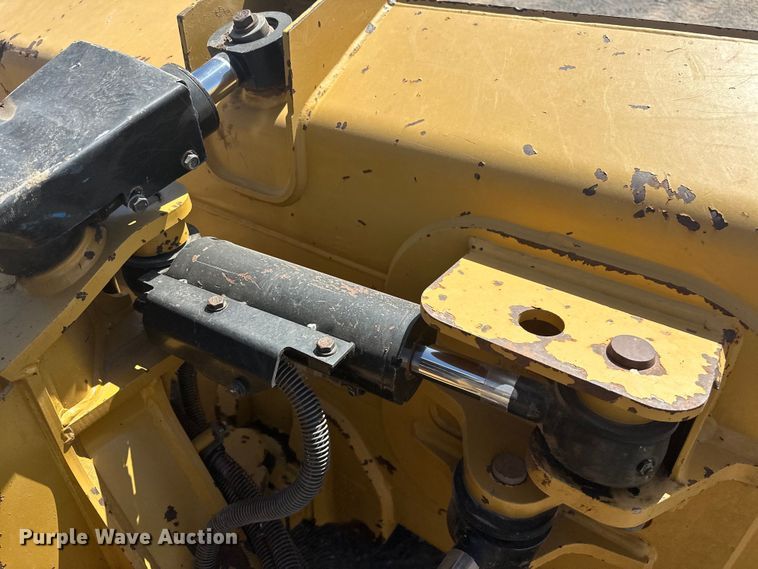 image for item DO6981 2018 Caterpillar  D5K2 XL dozer