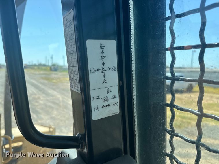 image for item DO6981 2018 Caterpillar  D5K2 XL dozer