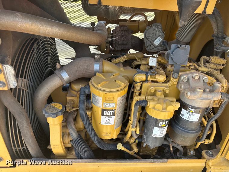 image for item DO6981 2018 Caterpillar  D5K2 XL dozer
