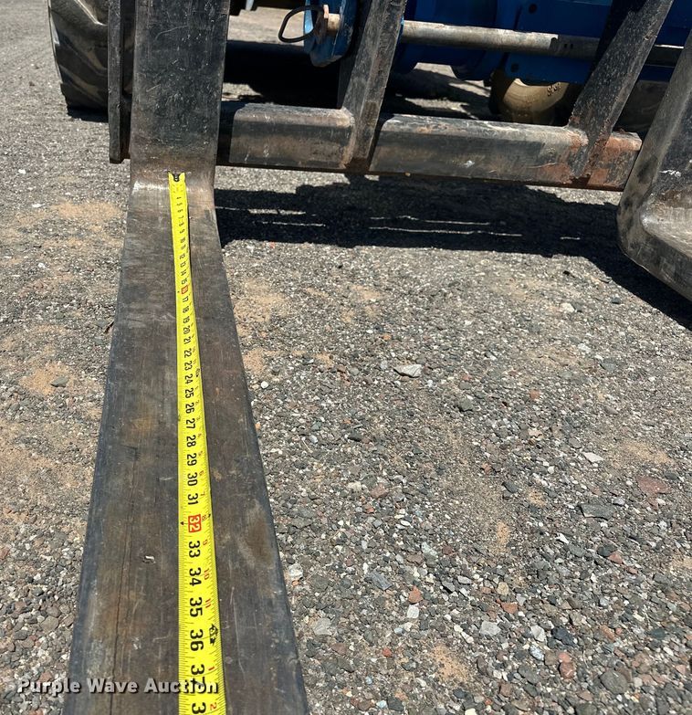 image for item DO6982 2019 Genie GTH-1256 telehandler